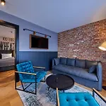 Otel River Loft 4*