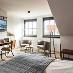 River Loft Otel 4*