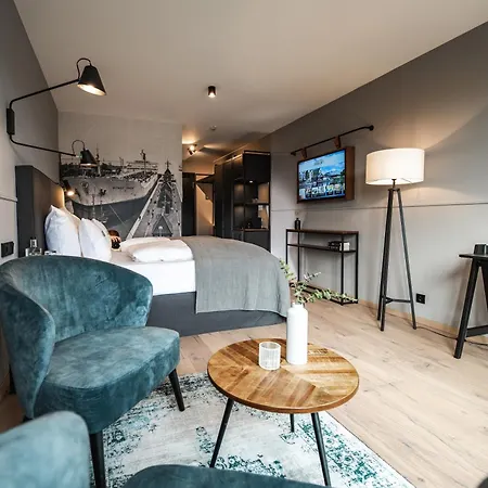 Hotel River Loft 4*