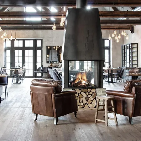 River Loft & Hotel 4*