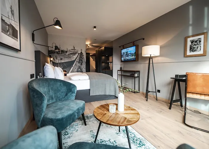 Hotel River Loft 4*